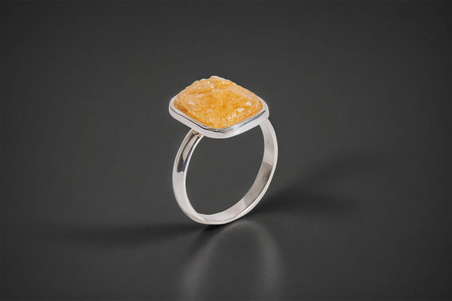 RING "Aura"